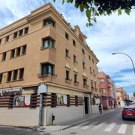 Apartamento Universal La Línea de la Concepción Eksteriør bilde
